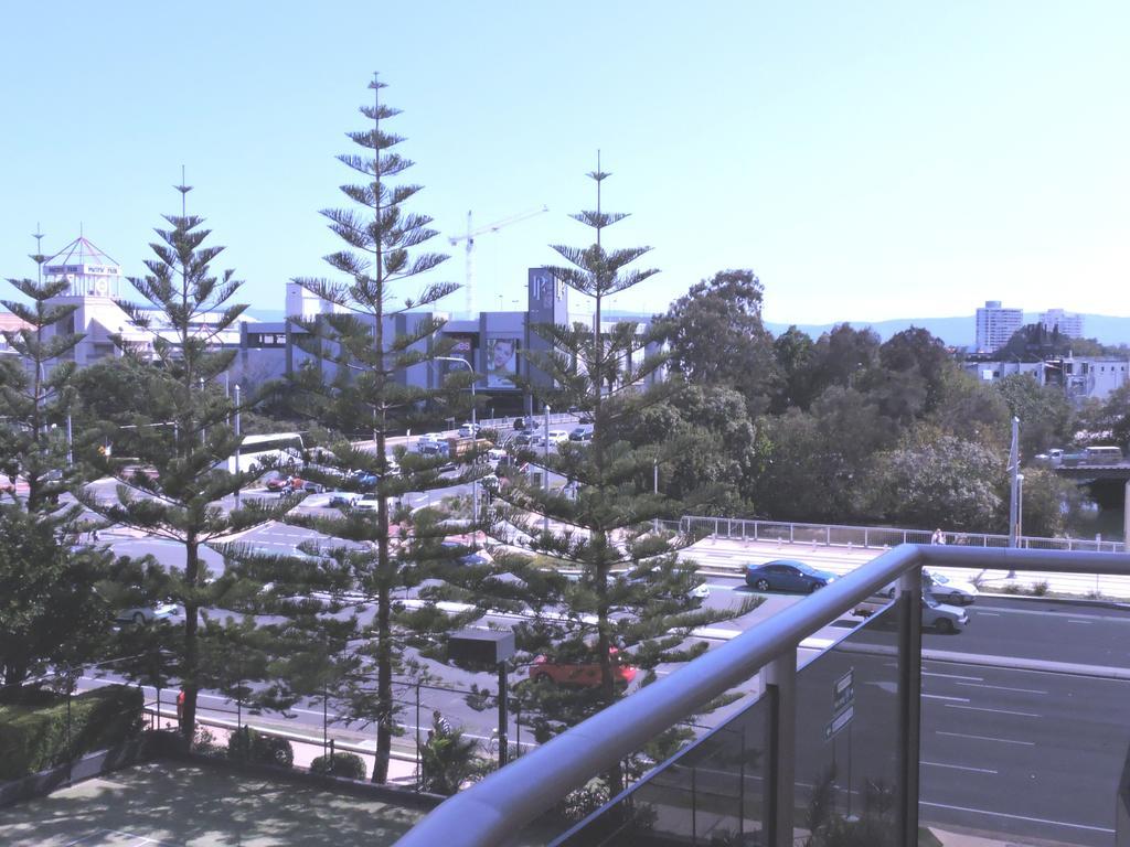 Broadbeach Travel Inn Apartments Gold Coast Ngoại thất bức ảnh